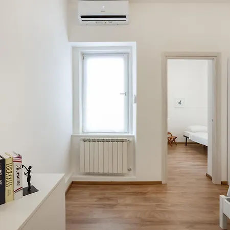 Apartamento Elegante Rifugio D'annunzio Con Parcheggio A Trieste