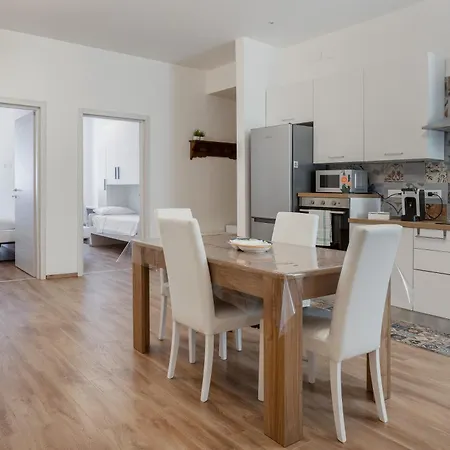 Appartement Elegante Rifugio D'annunzio Con Parcheggio A Trieste