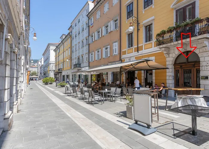 Lägenhet Elegante Rifugio D'annunzio Con Parcheggio A